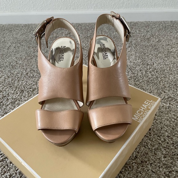 Michael Kors Carla Platform Sandals - Picture 2 of 5
